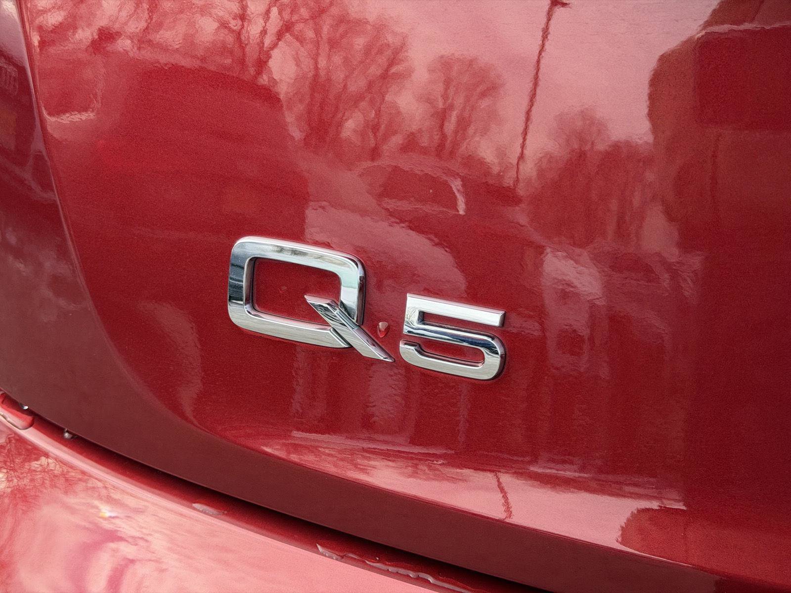 Used 2020 Audi Q5 2.0T Premium w/ Convenience Package image 24