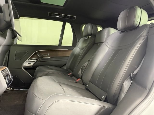 Used 2023 Land Rover Range Rover Long Wheelbase Autobiography AWD/4WD image 23