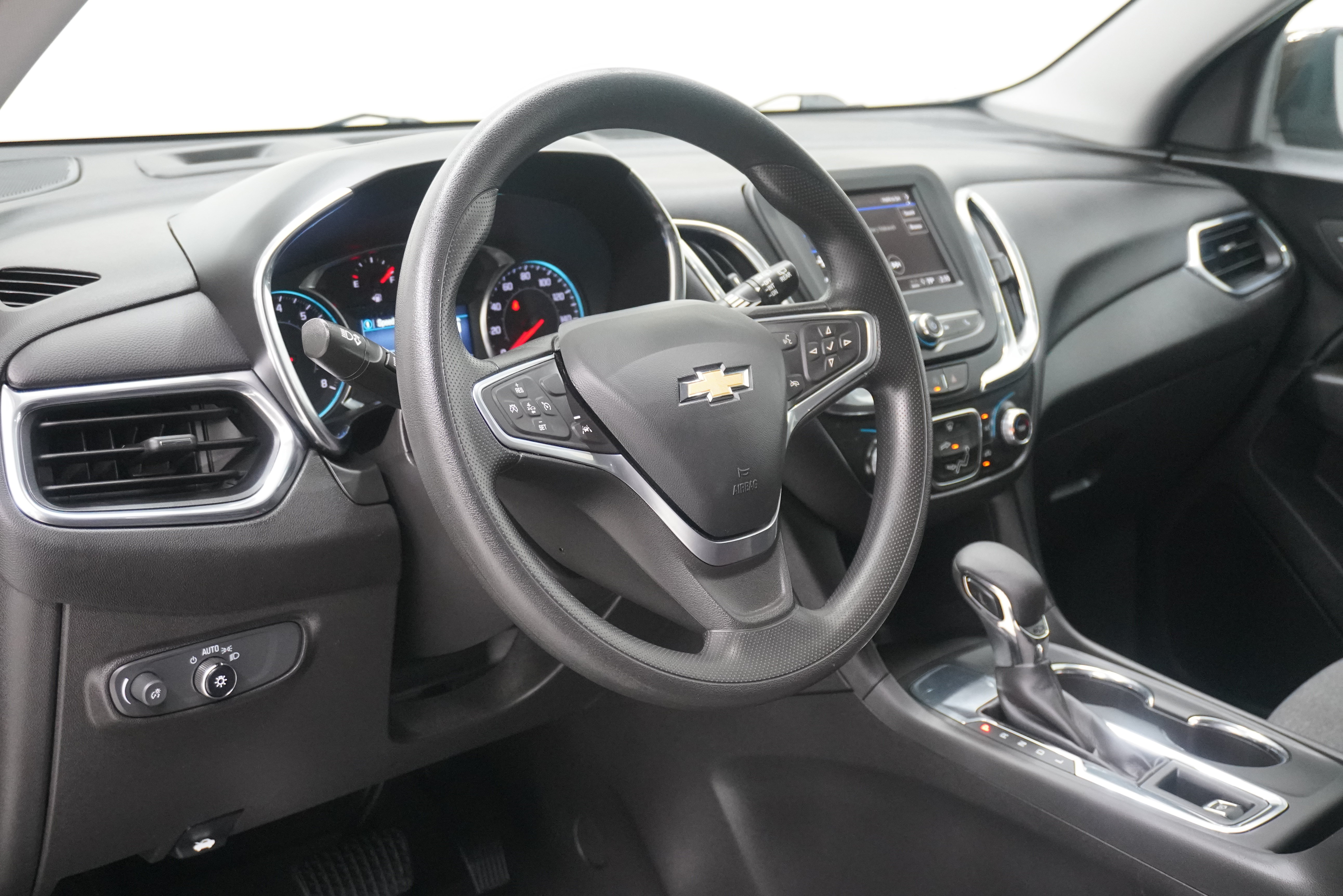 Used 2023 Chevrolet Equinox LT FWD image 10