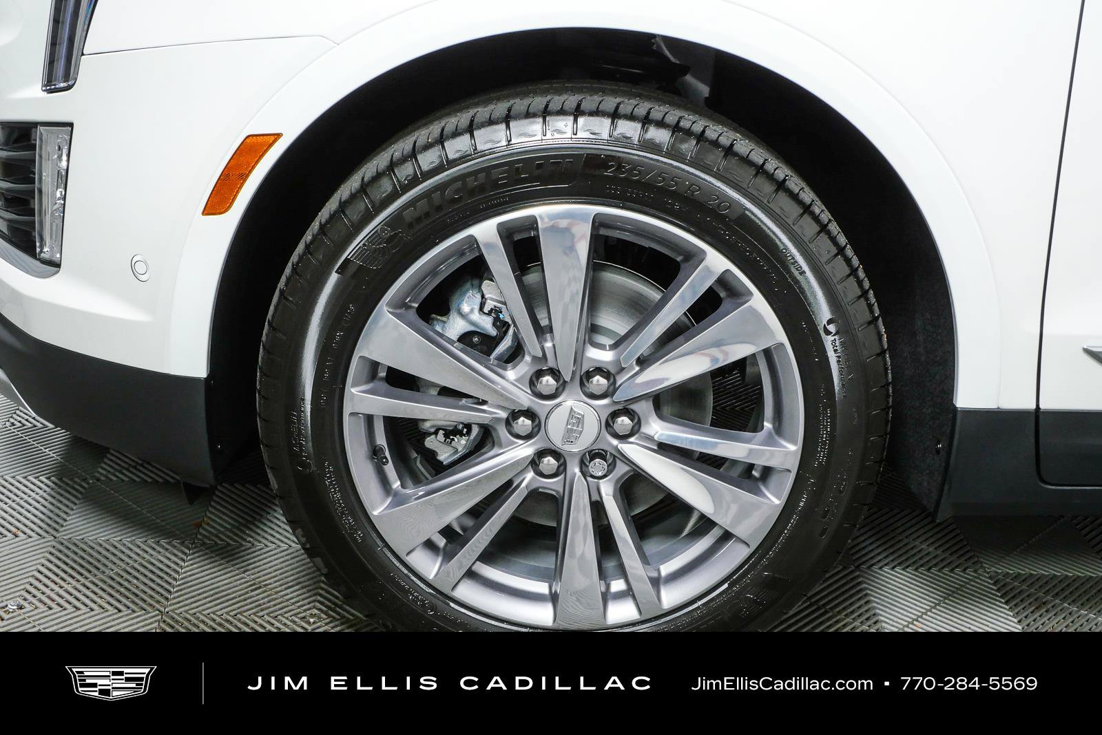 New 2026 Cadillac XT5 Premium Luxury w/ Driver Assist Package FWD image 38