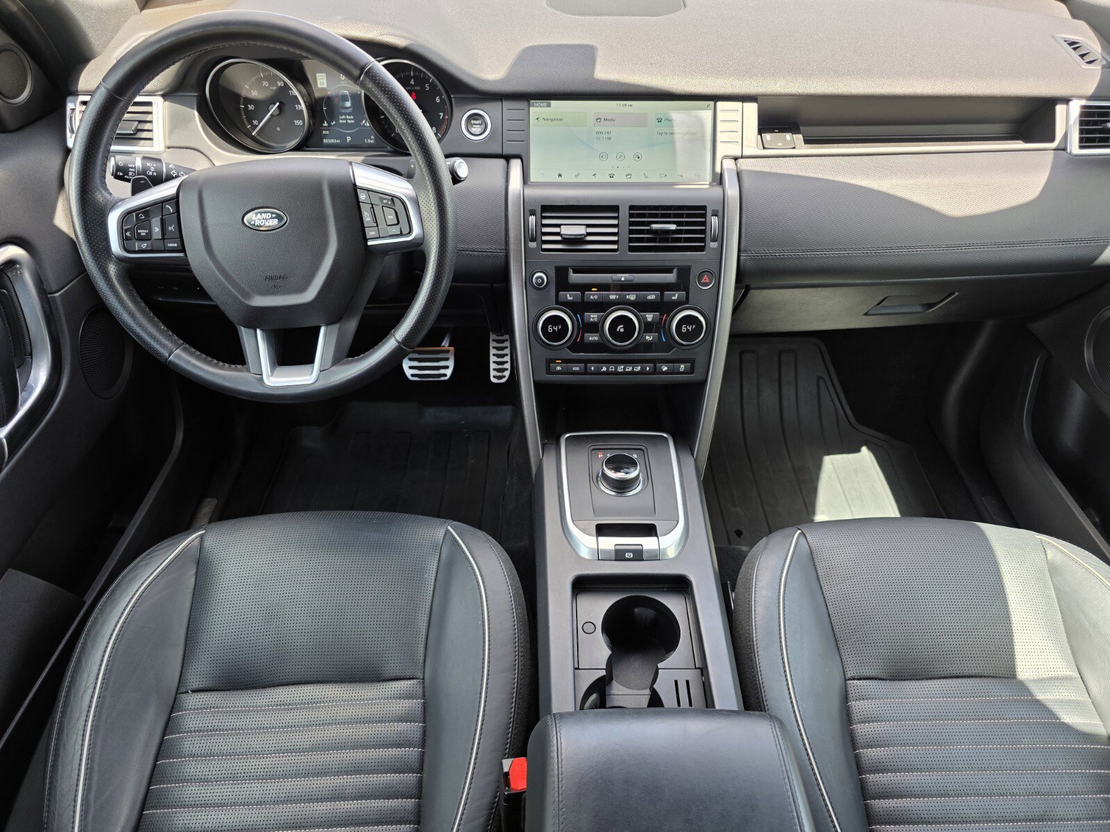 Used 2017 Land Rover Discovery Sport HSE Luxury image 4