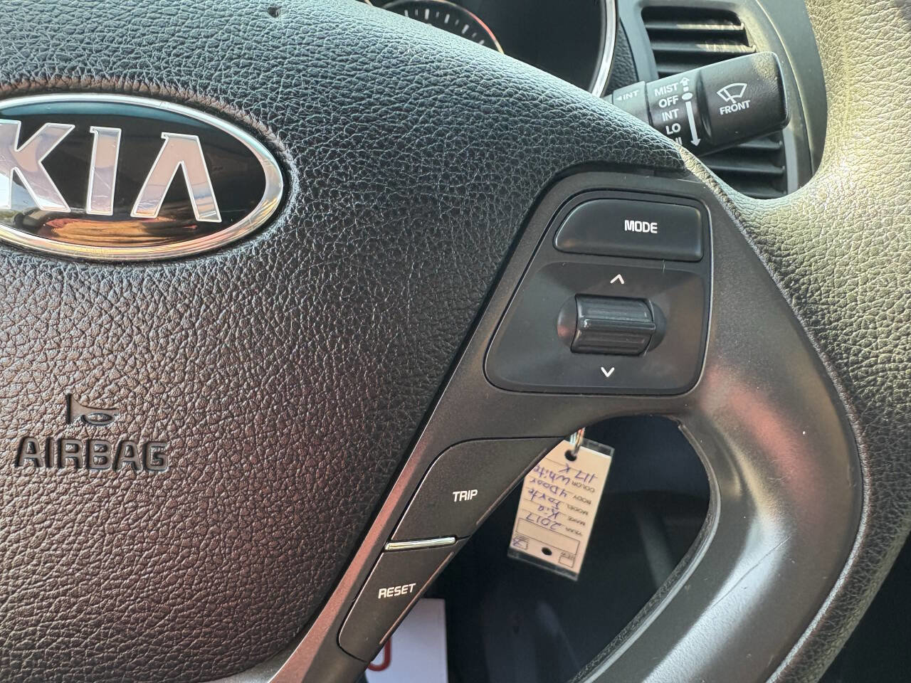 Used 2017 Kia Forte LX image 26