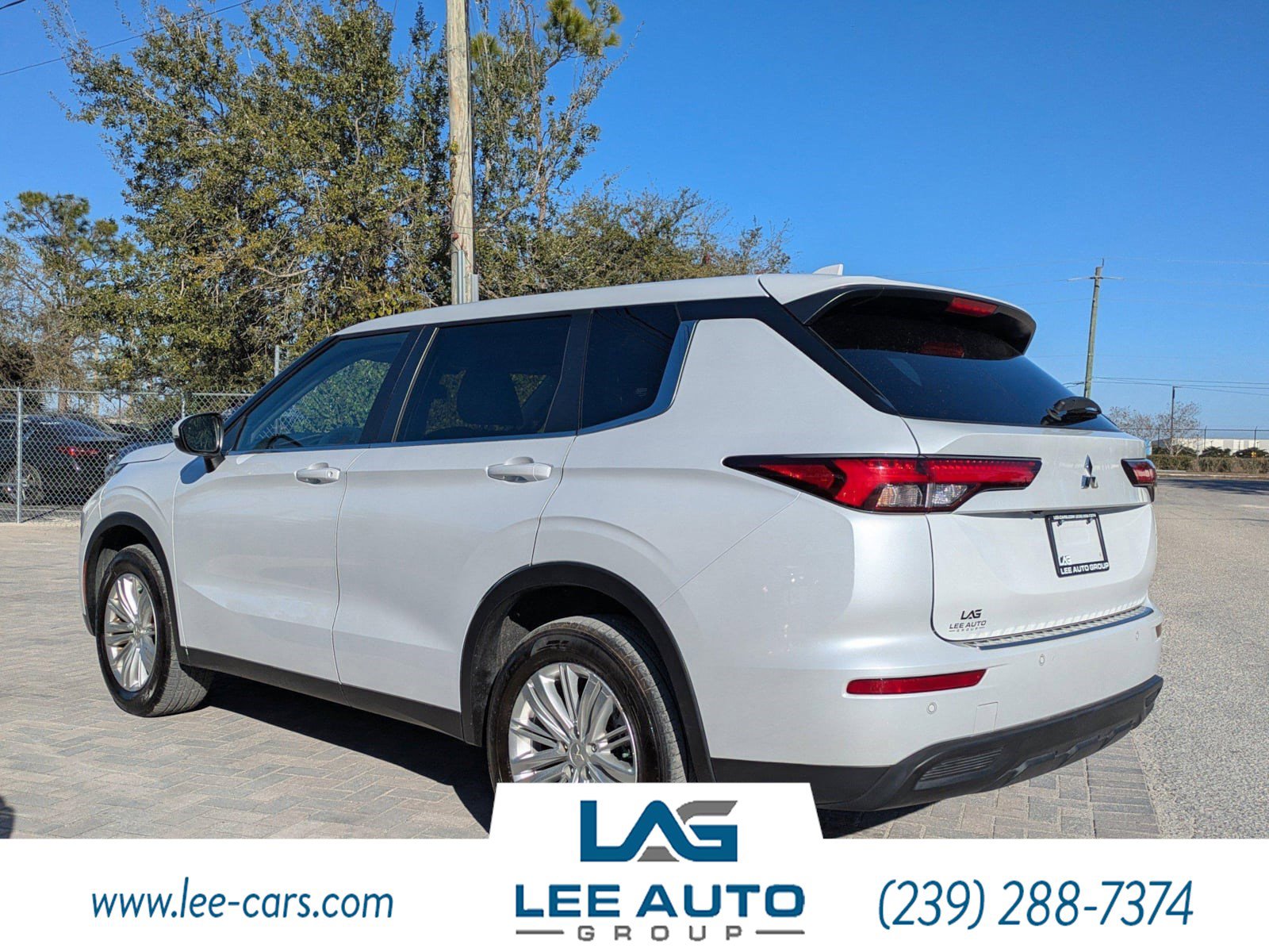 Used 2024 Mitsubishi Outlander ES image 5