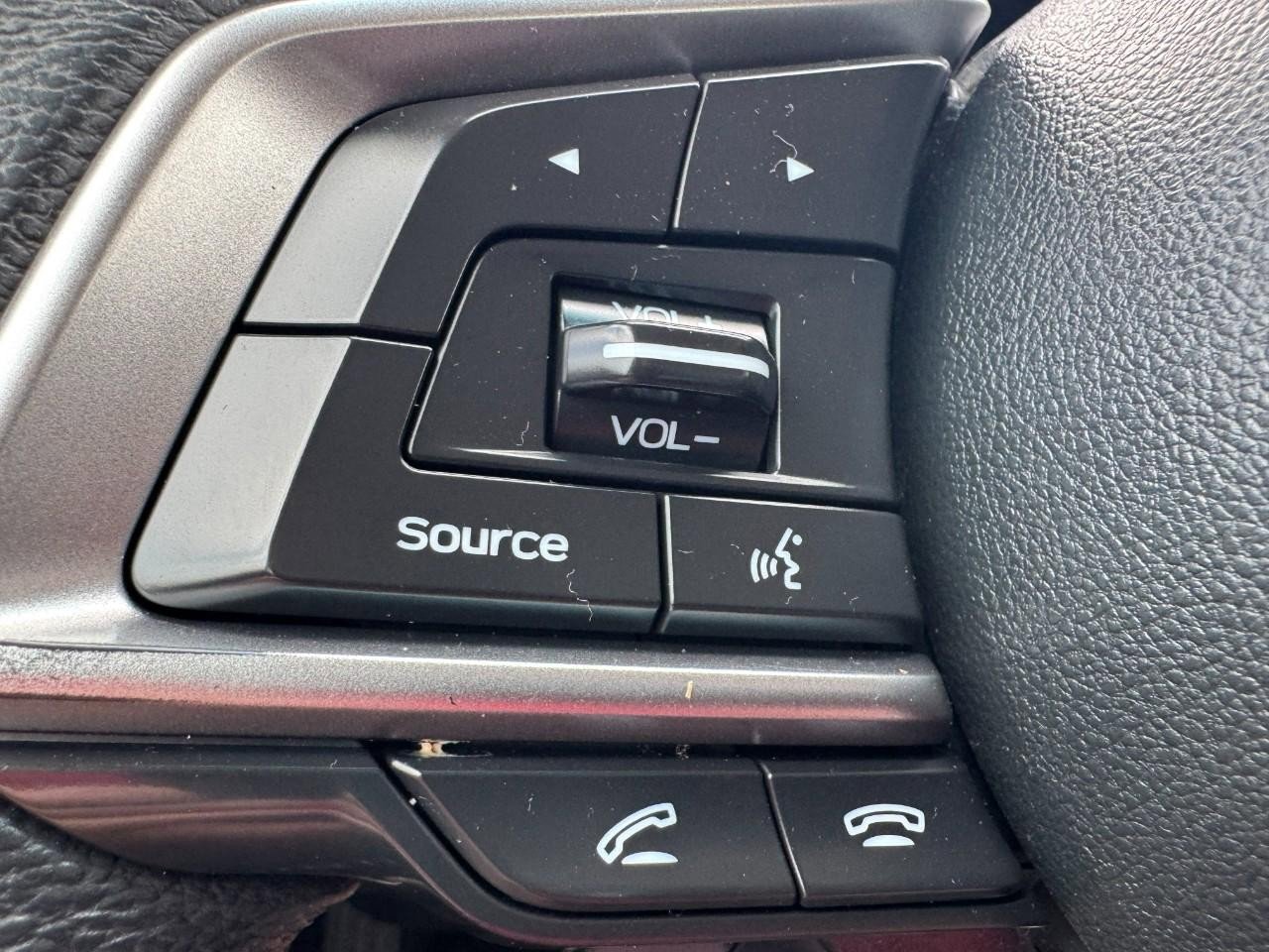 Used 2020 Subaru Legacy Premium AWD/4WD image 16