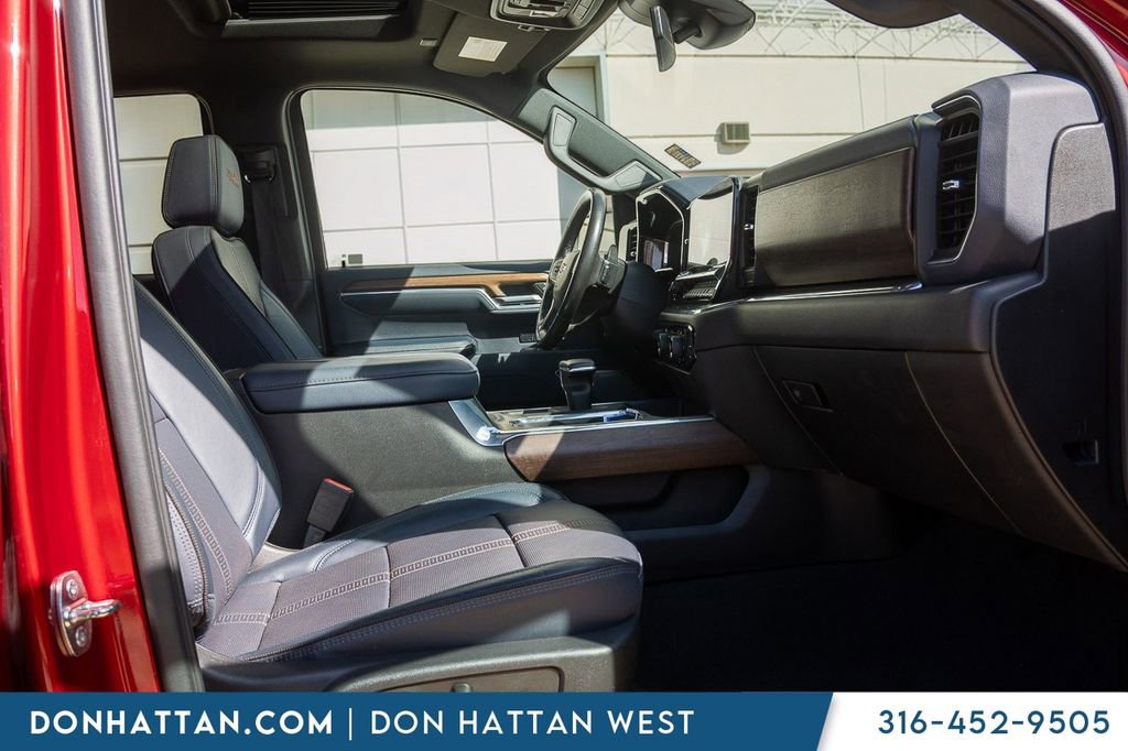 Used 2023 Chevrolet Silverado 1500 High Country w/ Z71 Off-Road Package image 25