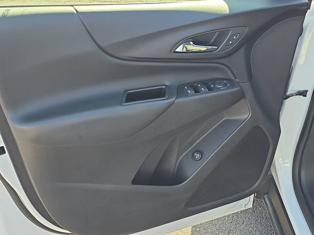 Certified 2024 Chevrolet Equinox LT w/ LPO, Floor Liner Package FWD image 28