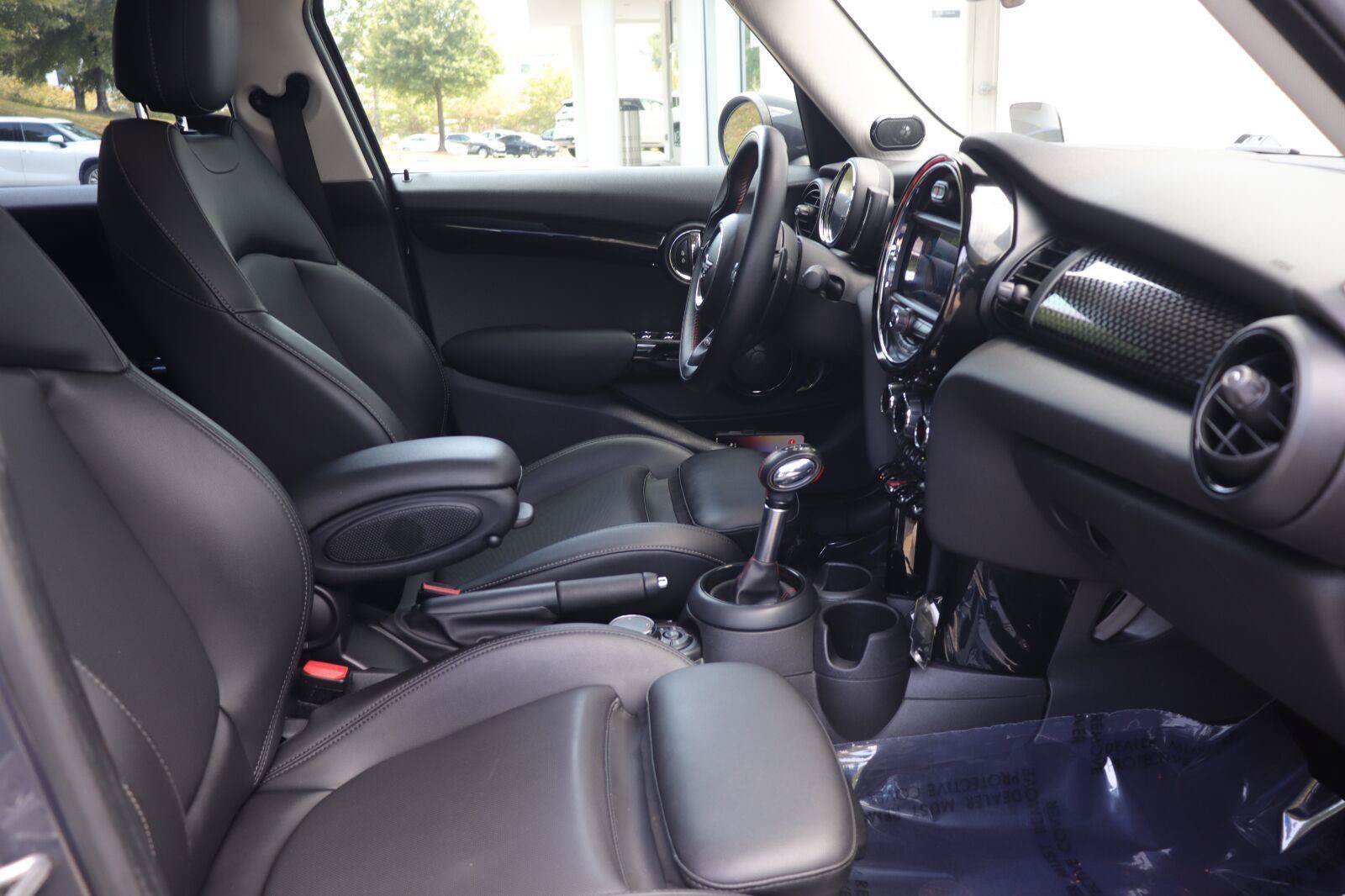 Used 2019 MINI Cooper S FWD image 18