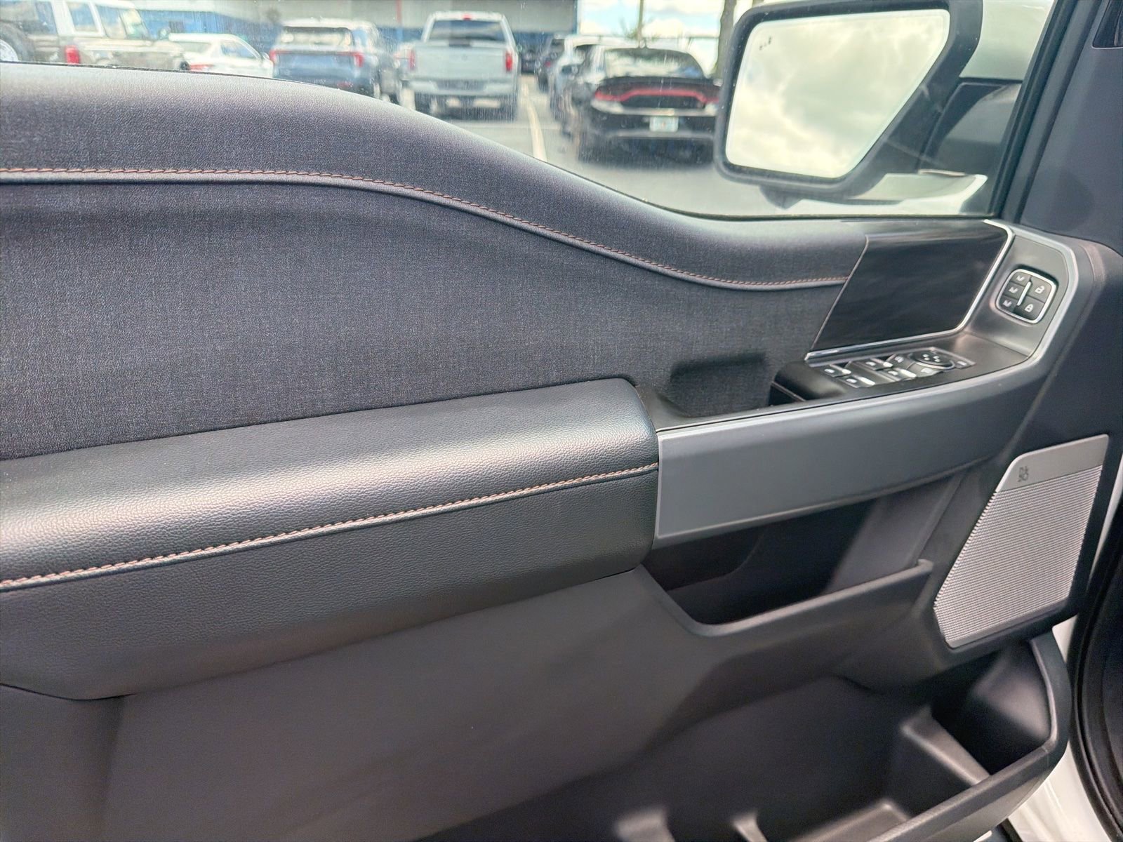 Used 2024 Ford F150 Lightning Lariat AWD/4WD image 21