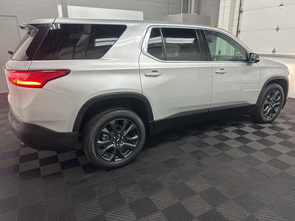 Used 2021 Chevrolet Traverse RS AWD/4WD image 10