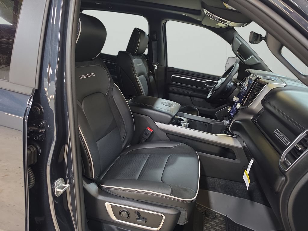 New 2027 RAM 1500 Laramie w/ Night Edition AWD/4WD image 16