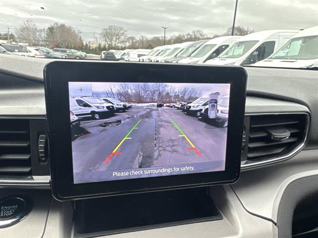 Used 2023 Ford Explorer XLT w/ Equipment Group 202A AWD/4WD image 16