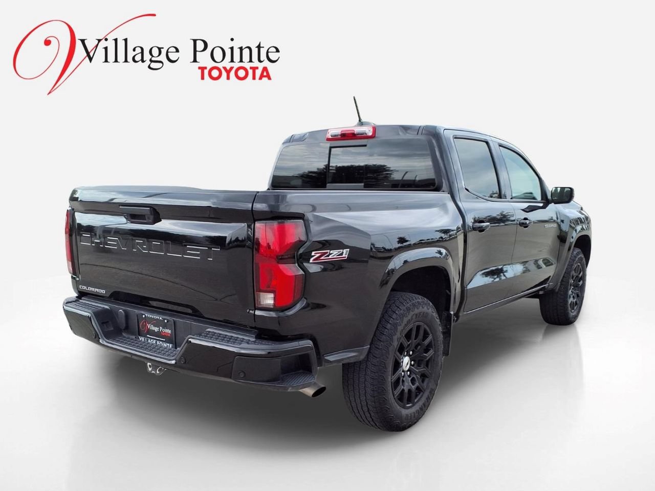 Used 2024 Chevrolet Colorado Z71 w/ Z71 Convenience Package 2 AWD/4WD image 5