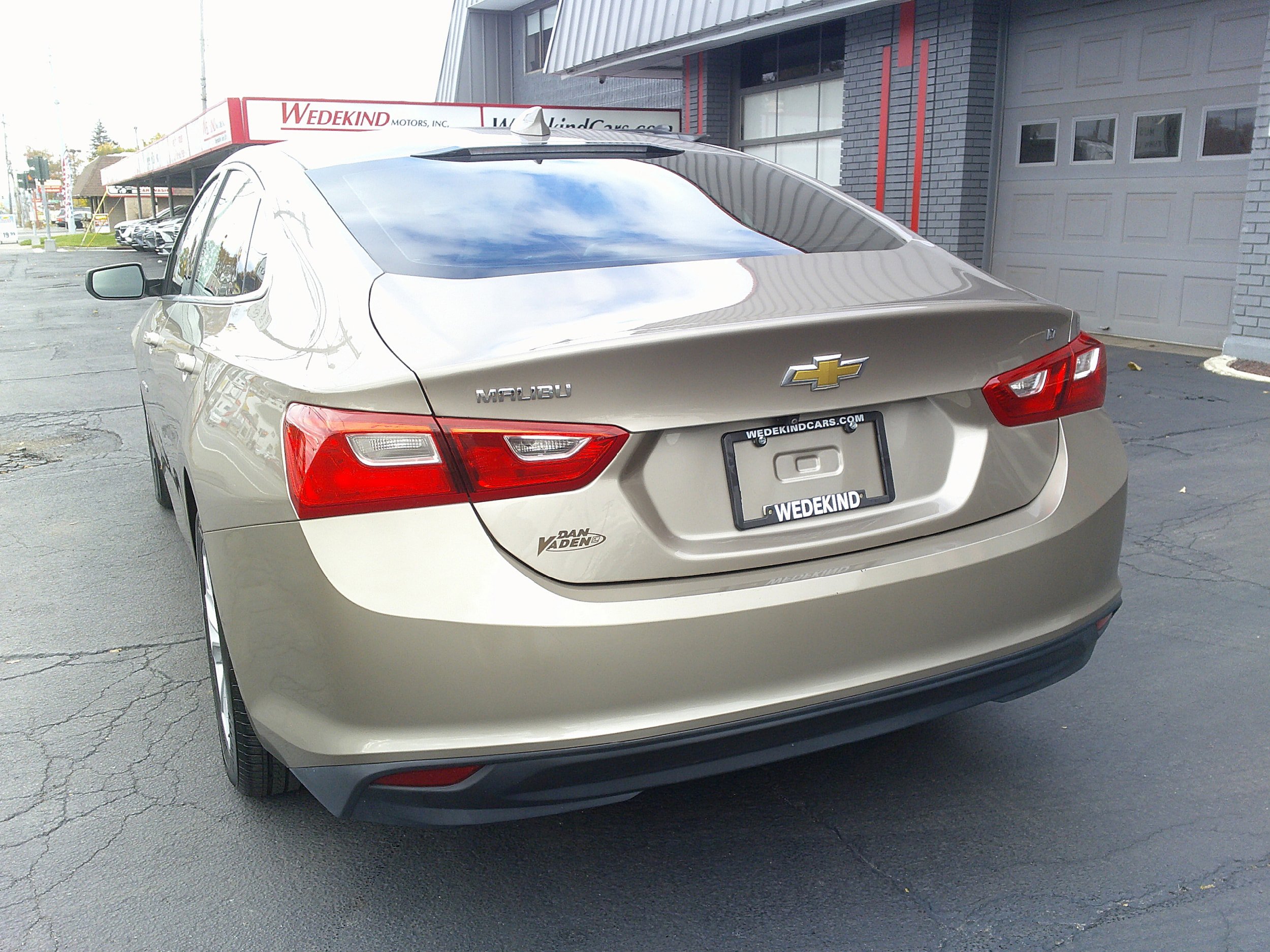 Used 2023 Chevrolet Malibu LT FWD image 7