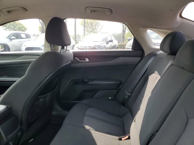 Used 2022 Kia K5 LXS image 10