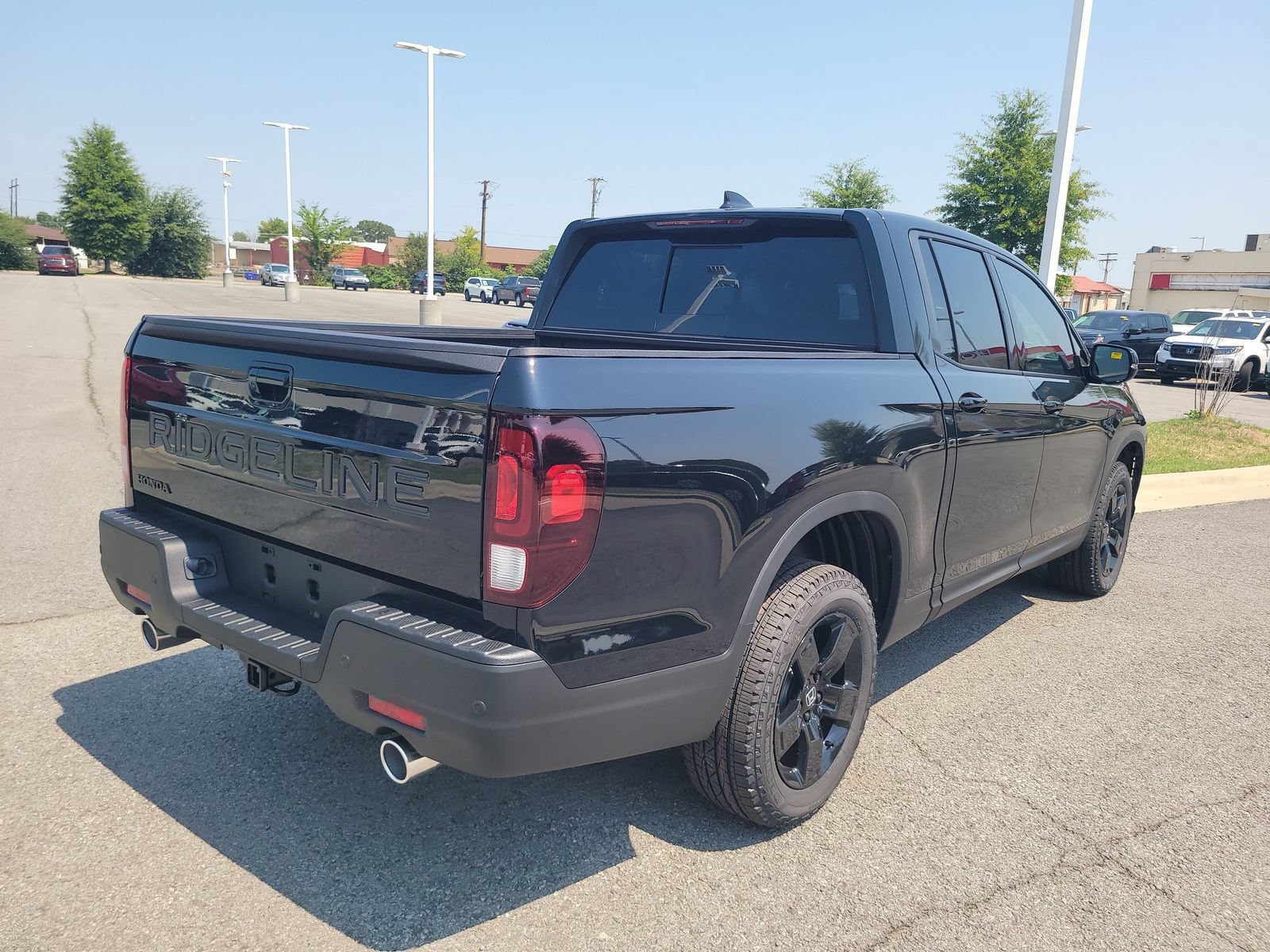New 2026 Honda Ridgeline Black Edition image 3