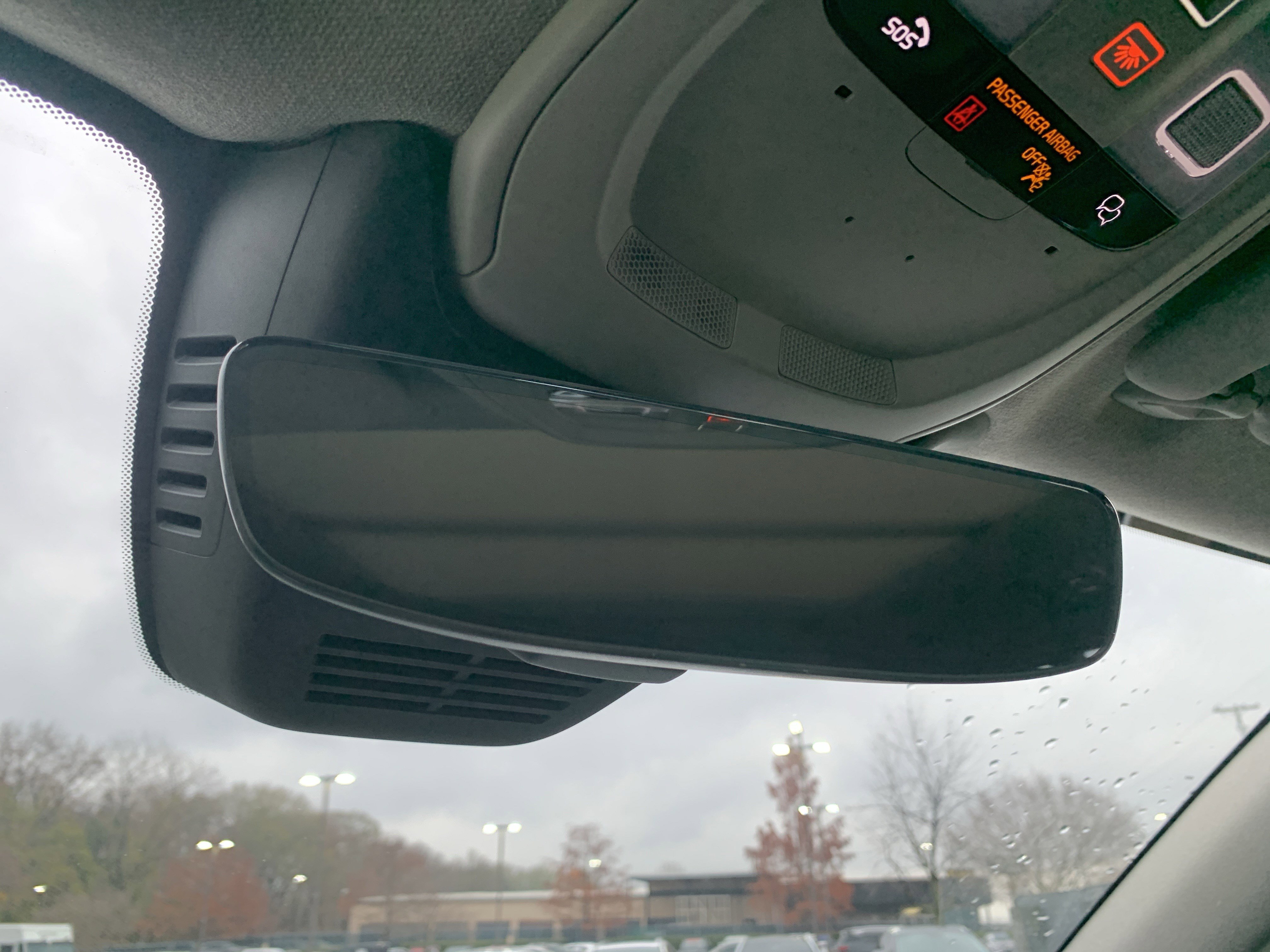 Used 2025 Volvo XC40 B5 Core image 26