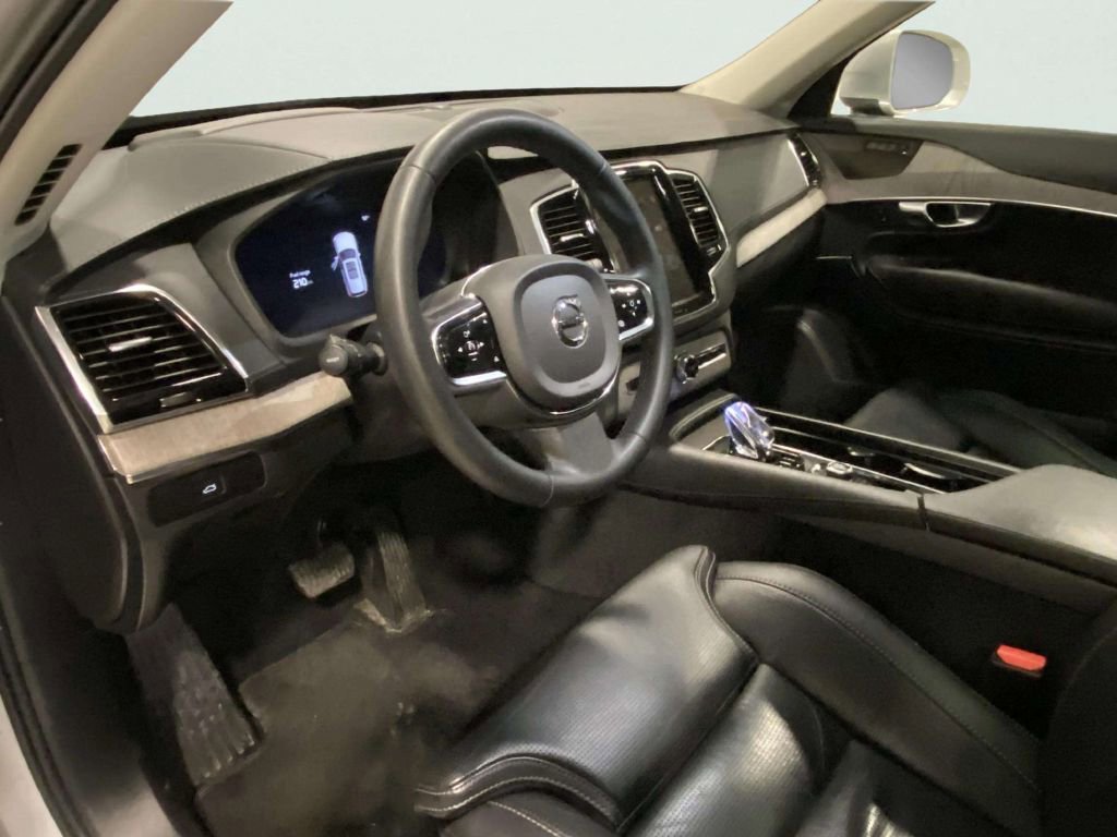 Used 2023 Volvo XC90 B6 Ultimate image 16