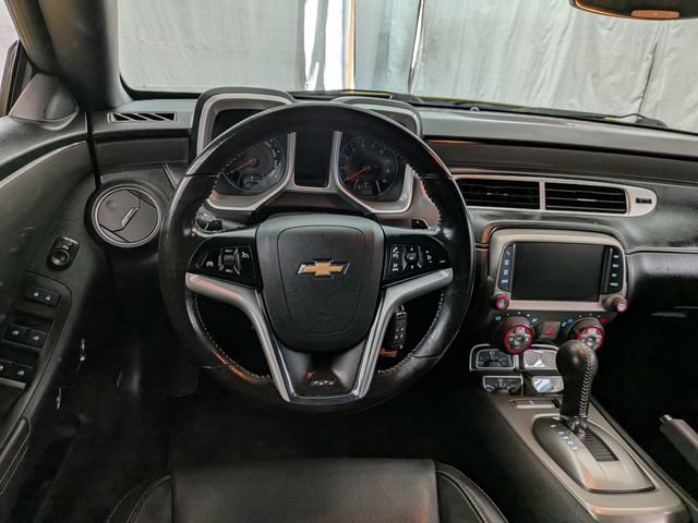 Used 2015 Chevrolet Camaro SS RWD image 21