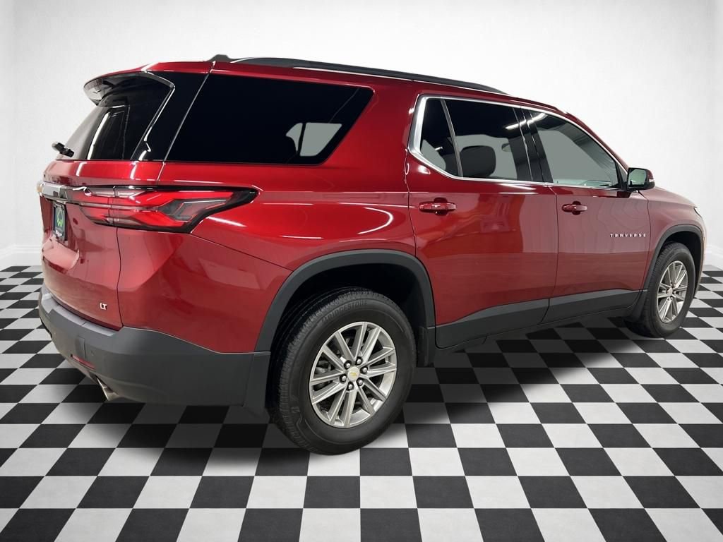 Used 2023 Chevrolet Traverse LT image 9