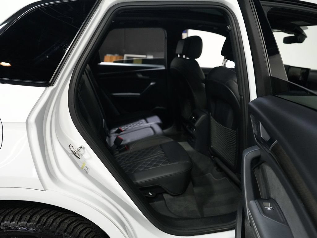Used 2023 Audi SQ5 Premium Plus w/ Premium Plus Package AWD/4WD image 33
