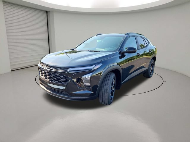 New 2026 Chevrolet Trax LT w/ Driver Confidence Package FWD image 3