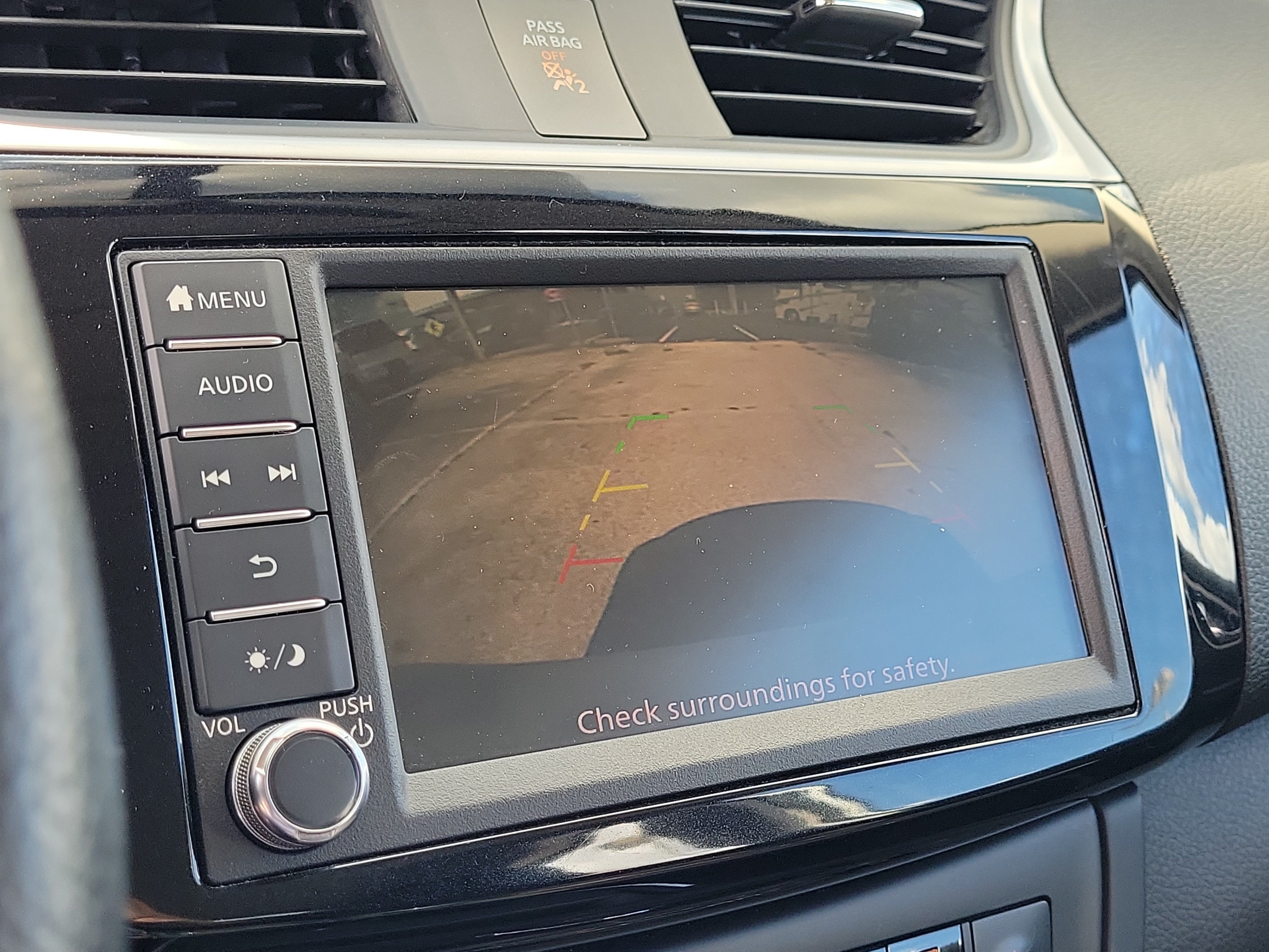 Certified 2019 Nissan Sentra SV FWD image 21