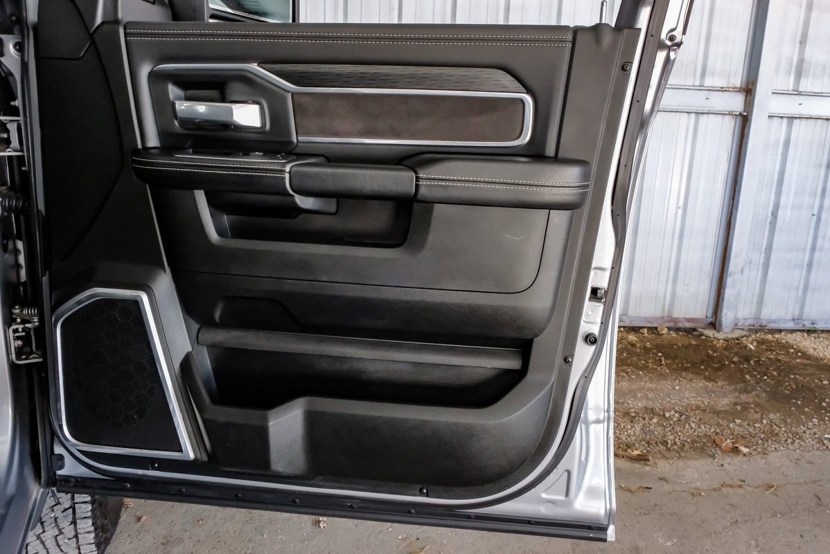 Used 2024 RAM 3500 Laramie w/ Night Edition image 46