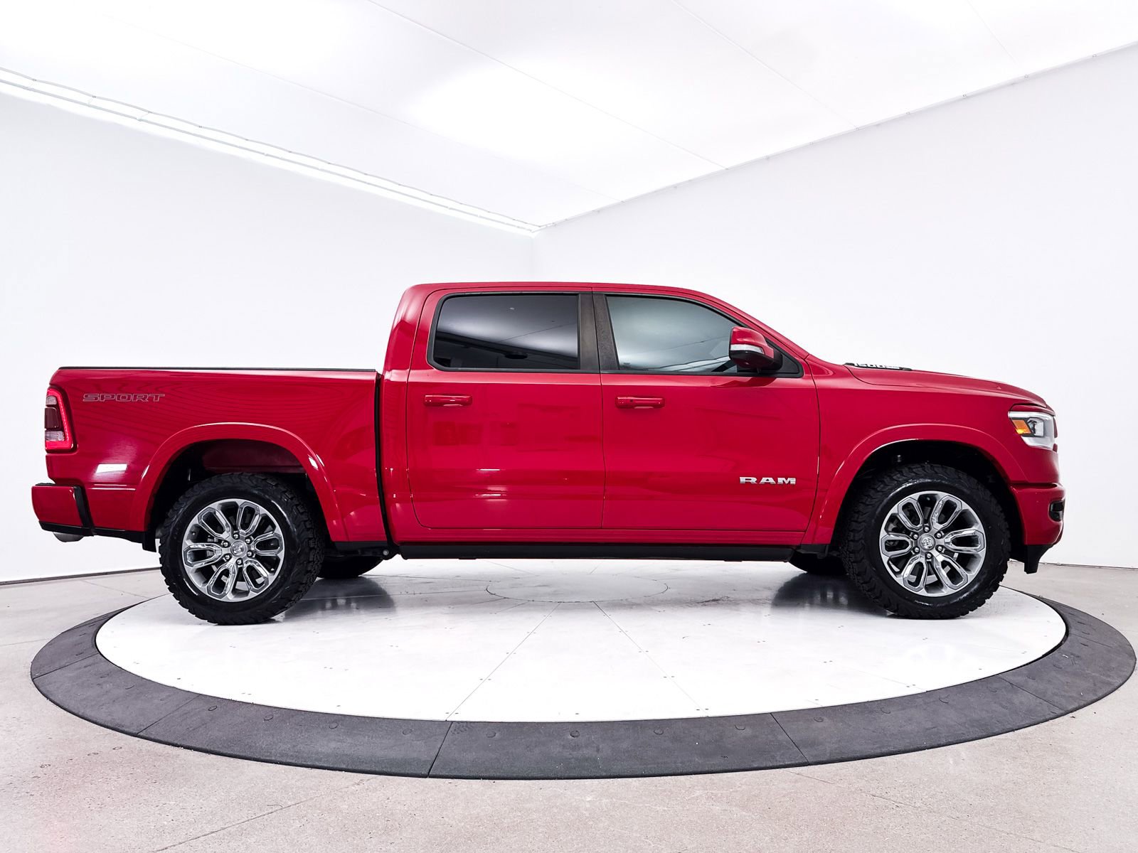 Used 2022 RAM 1500 Laramie w/ Sport Appearance Package image 37