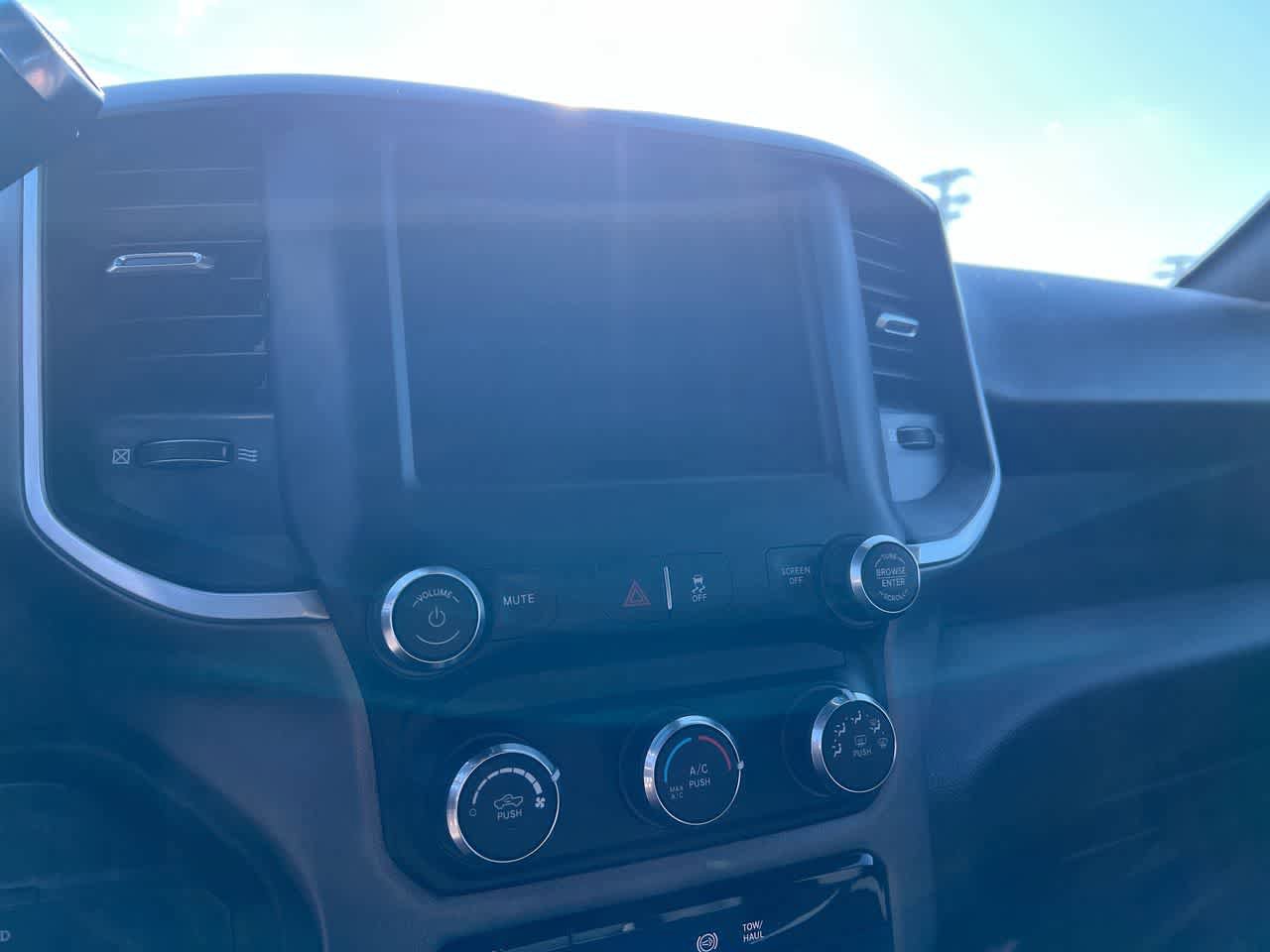 Used 2022 RAM 2500 Big Horn AWD/4WD image 18