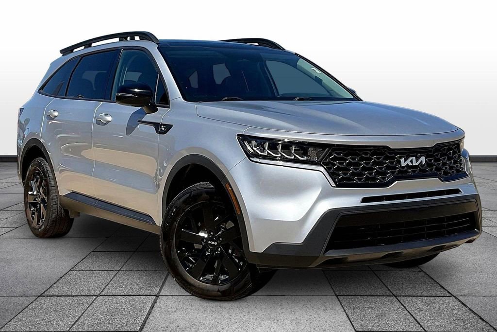 Used 2022 Kia Sorento S w/ Panoramic Sunroof Package image 2