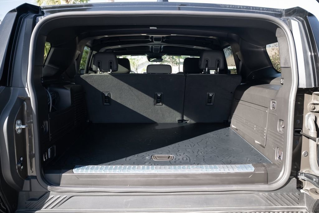 Used 2024 GMC Hummer EV 2X w/ Extreme Off-Road Package AWD/4WD image 16