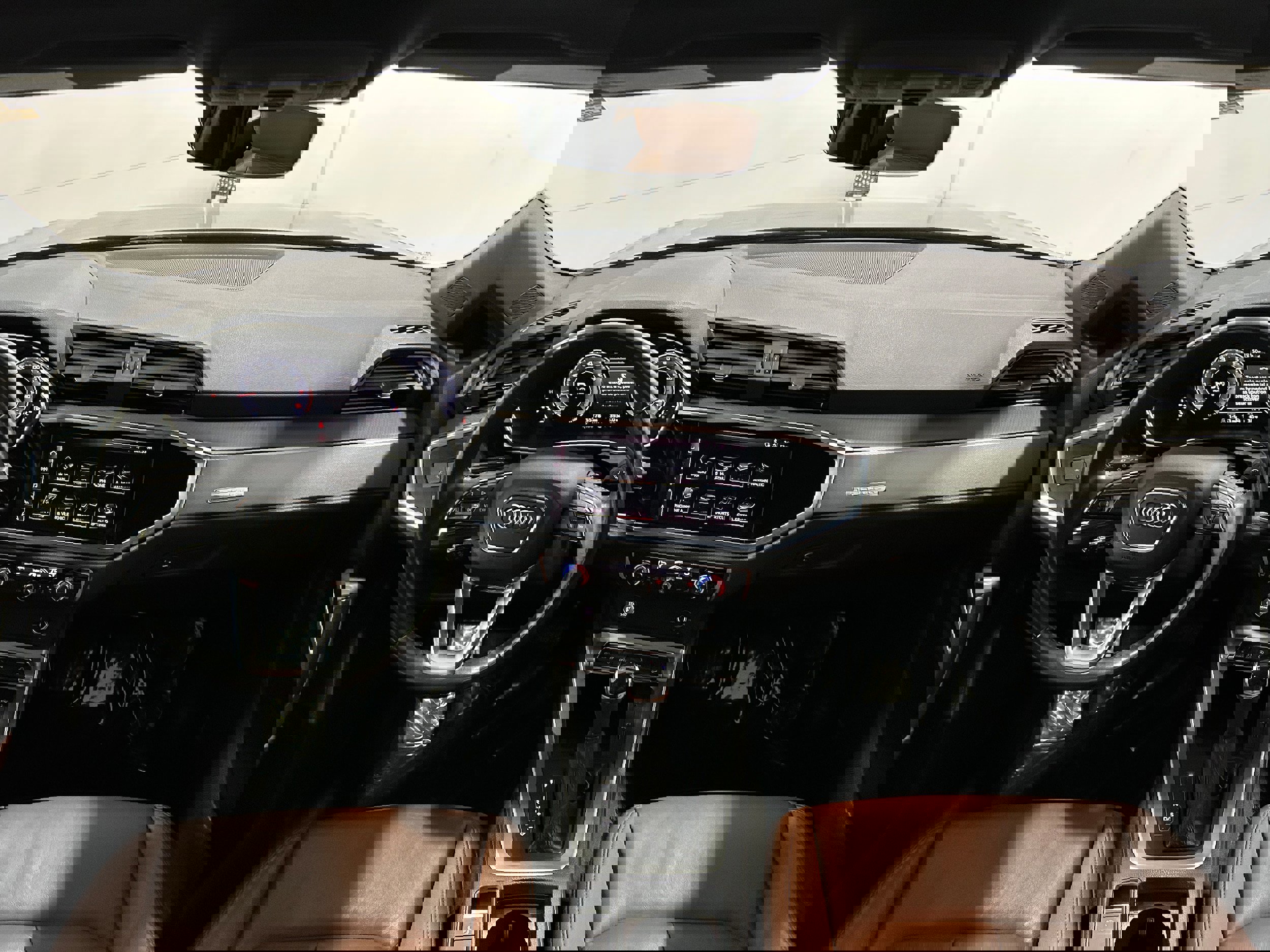 Used 2020 Audi Q3 2.0T Premium Plus w/ Premium Plus Package image 14