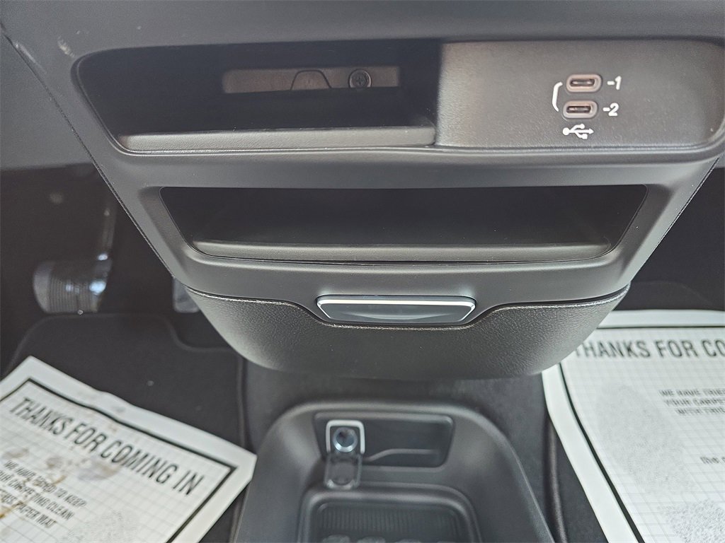 New 2026 Chrysler Pacifica Select w/ S Appearance Package image 22