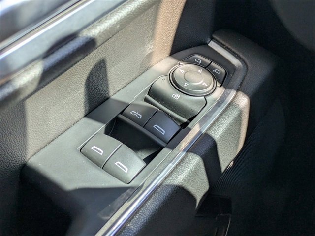 Used 2022 Chevrolet Silverado 1500 LT image 27