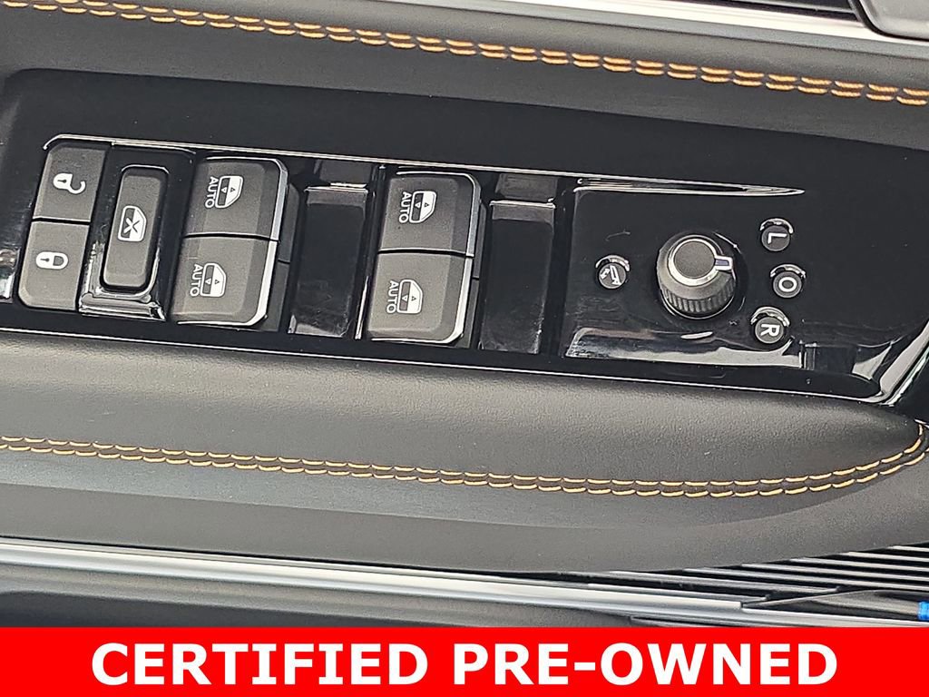 Used 2023 Jeep Grand Wagoneer Series III image 29