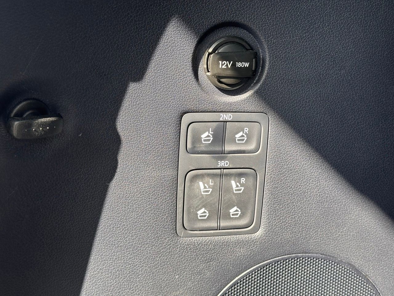 Used 2024 Hyundai Palisade Calligraphy image 16