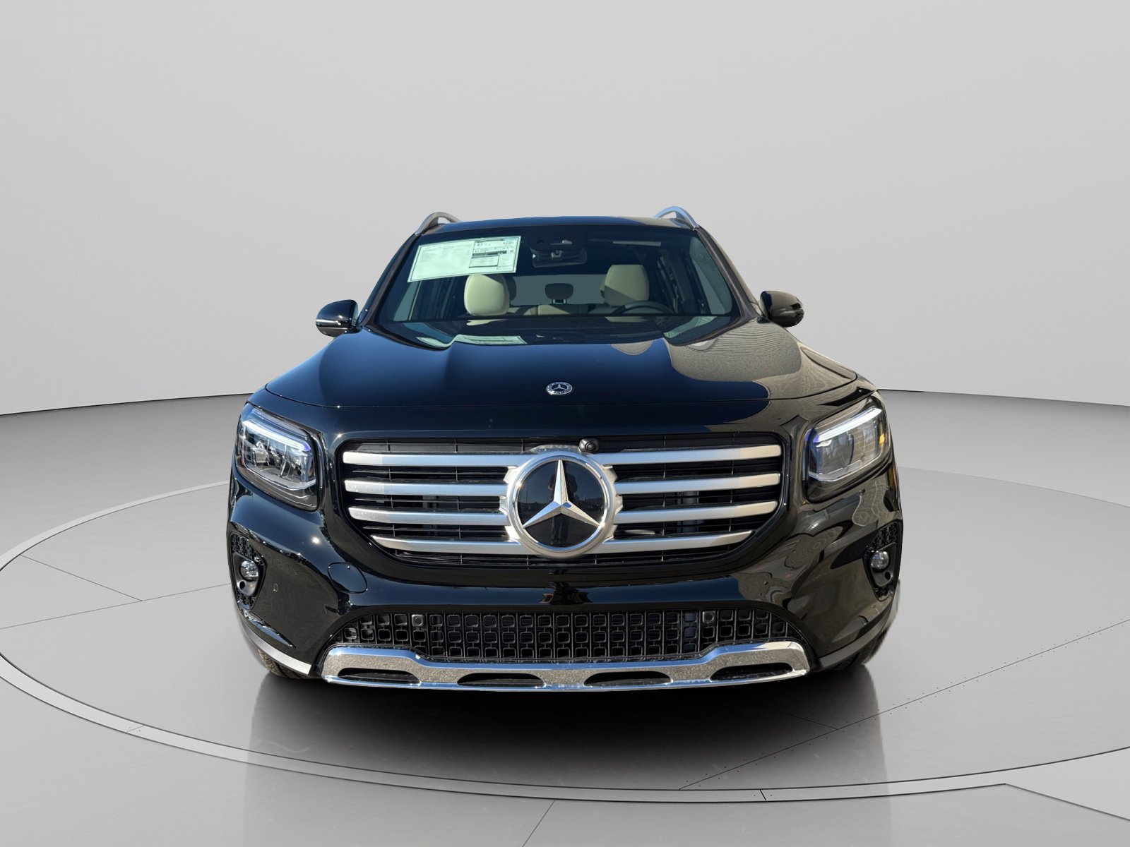 Used 2026 Mercedes-Benz GLB 250 4MATIC image 8