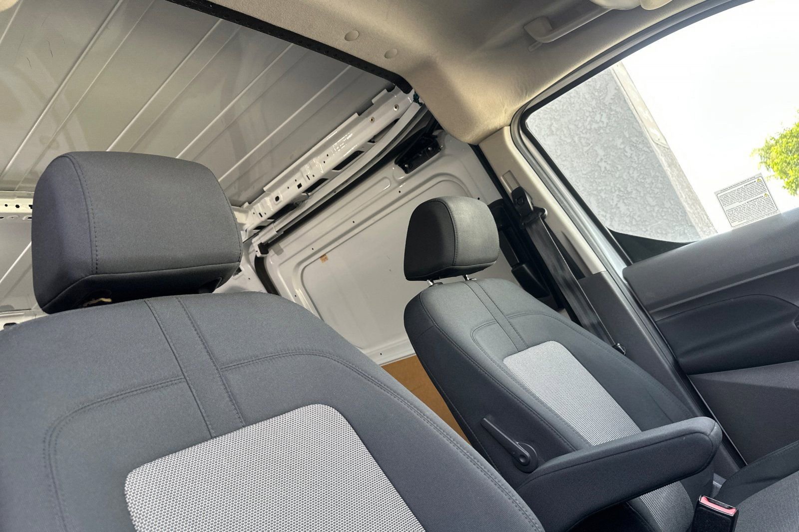 Used 2020 Ford Transit Connect XL w/ CNG/LPG Engine Prep Package image 16