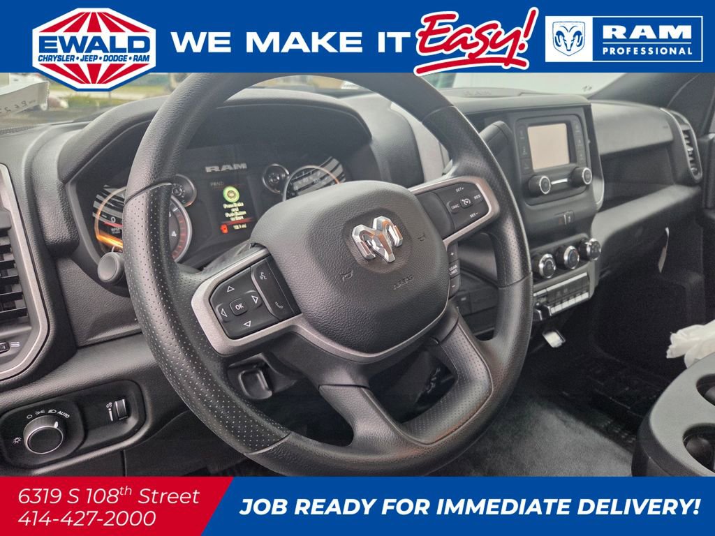 New 2024 RAM 5500 Tradesman AWD/4WD image 8