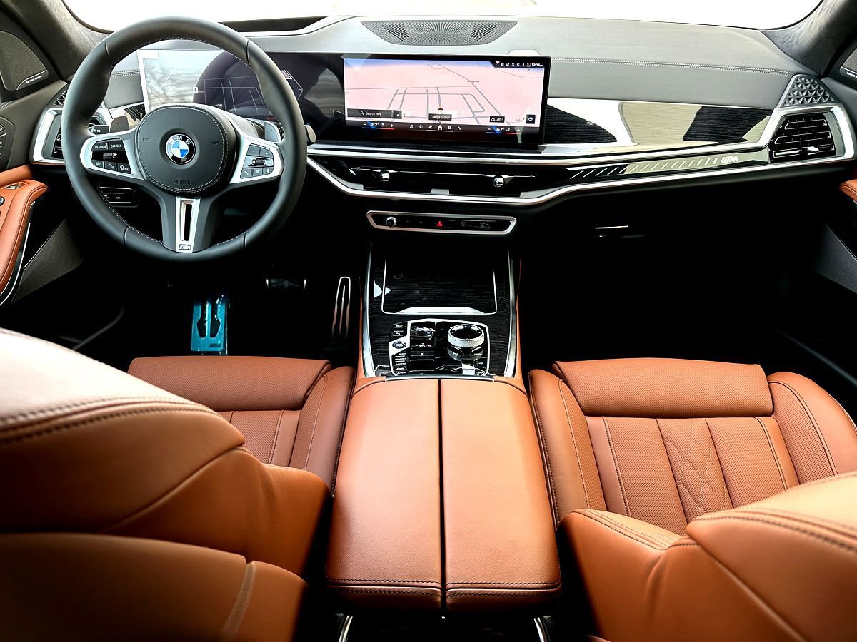 New 2026 BMW X7 M60i image 20