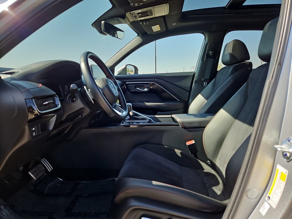 Used 2025 Acura ADX A-Spec FWD image 21