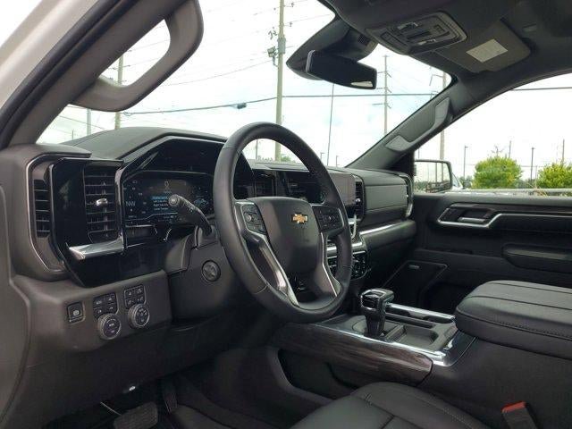 Used 2024 Chevrolet Silverado 1500 LTZ w/ LTZ Convenience Package II AWD/4WD image 16