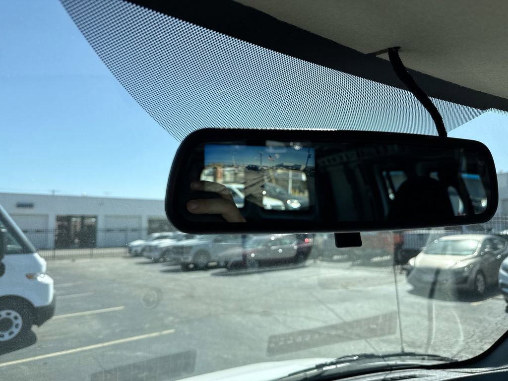Used 2025 GMC Savana 2500 RWD image 16