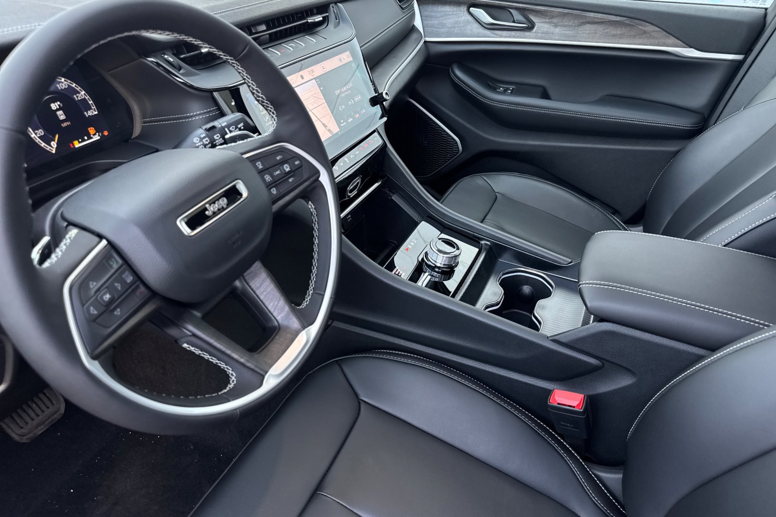 New 2026 Jeep Grand Cherokee Limited image 9