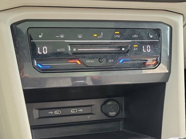 Certified 2023 Volkswagen Tiguan SE w/ Panoramic Sunroof Package FWD image 26