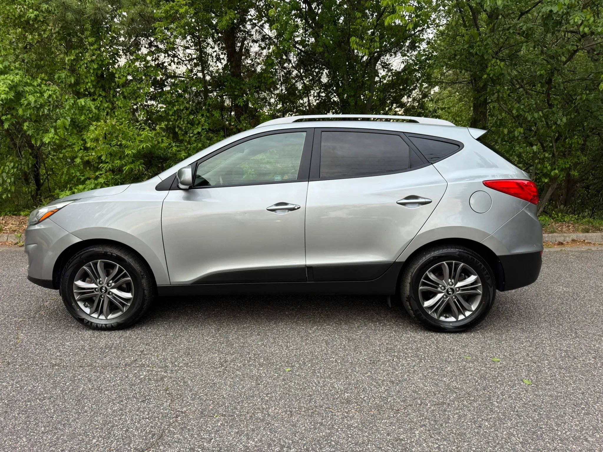 Used 2015 Hyundai Tucson SE AWD/4WD image 5