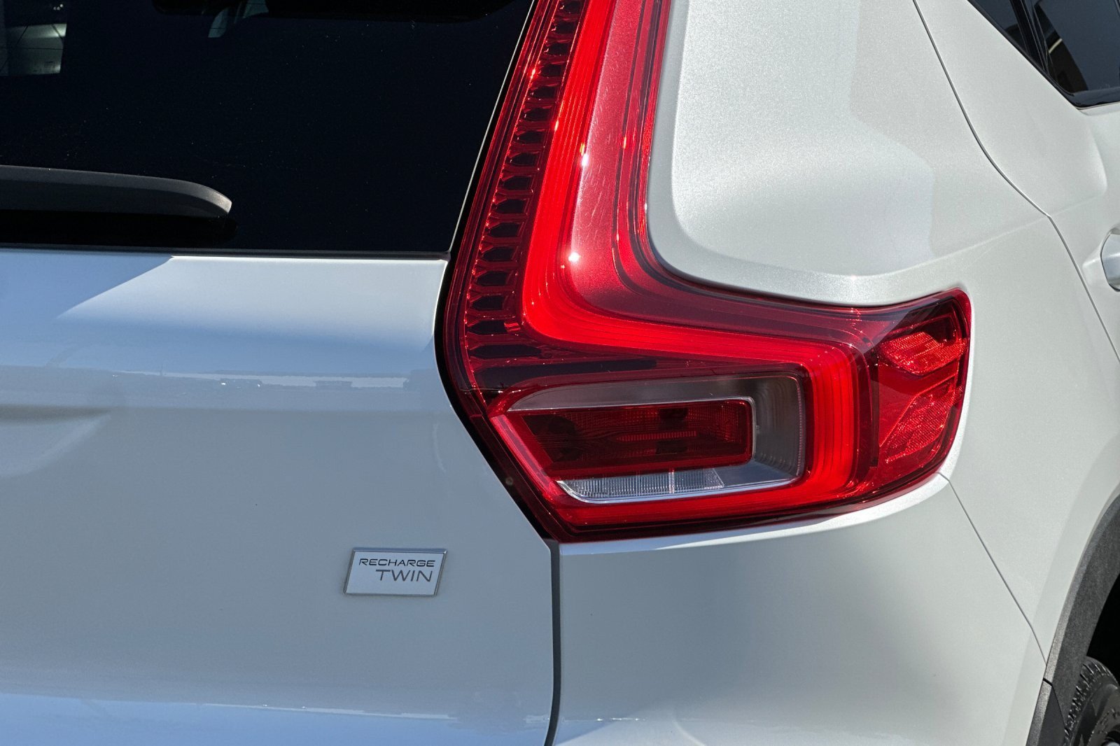 Used 2023 Volvo XC40 Recharge Ultimate w/ Protection Package Premier AWD/4WD image 25