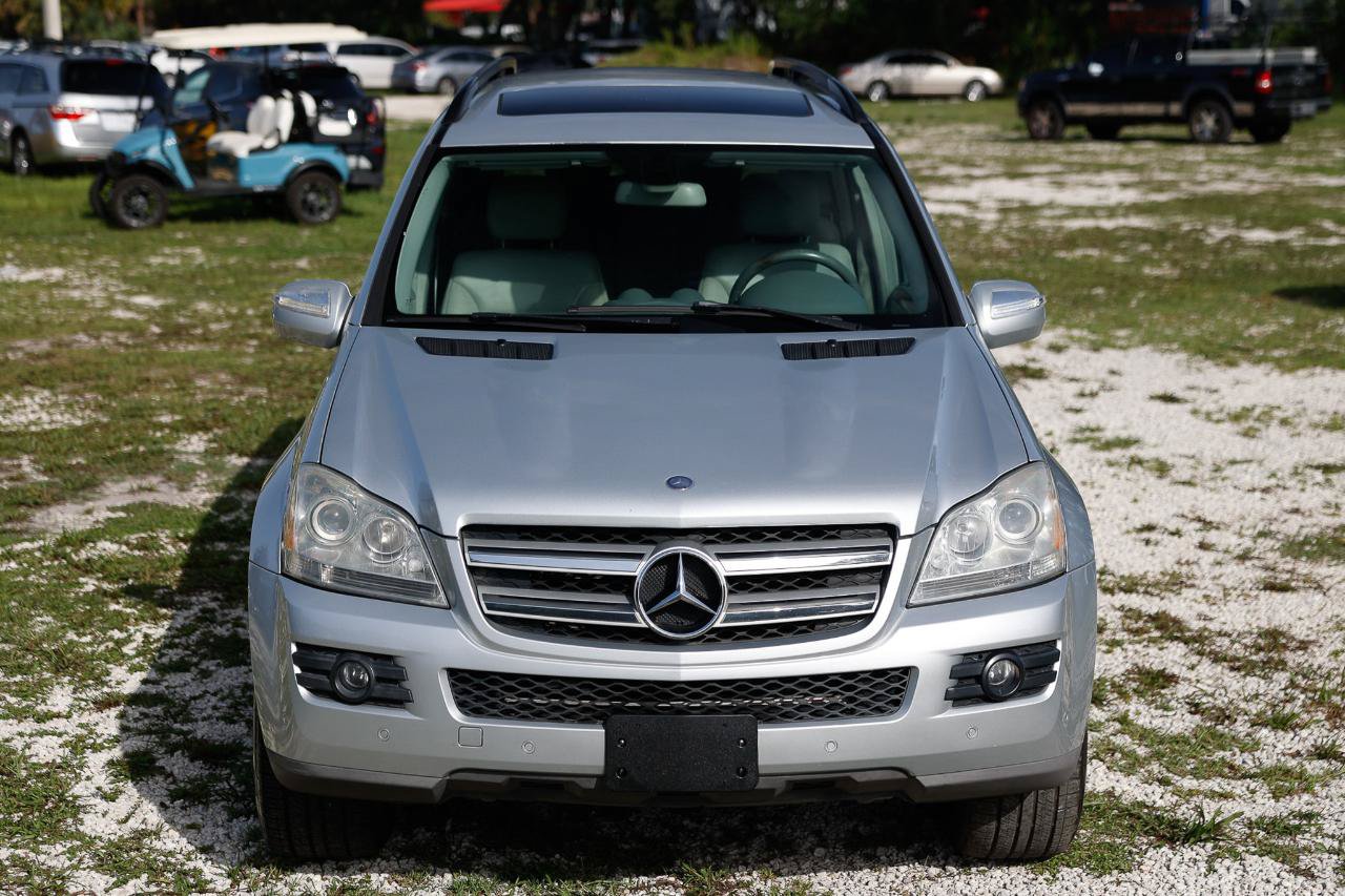 Used 2009 Mercedes-Benz GL 450 4MATIC image 17