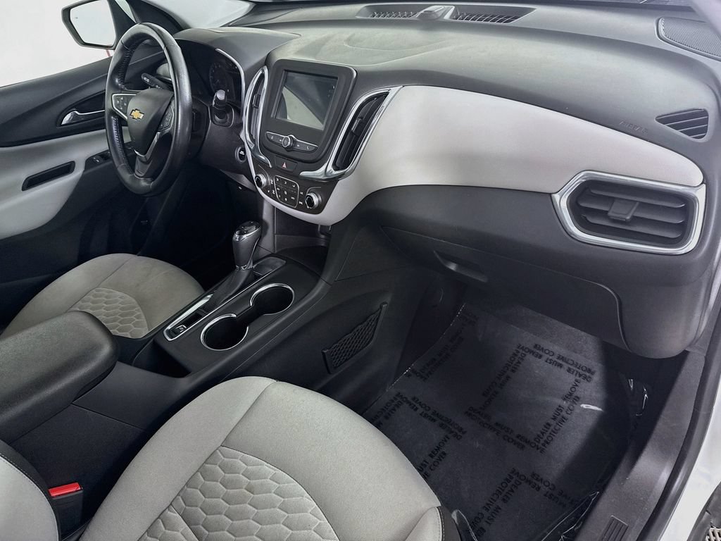 Used 2018 Chevrolet Equinox LT FWD image 30