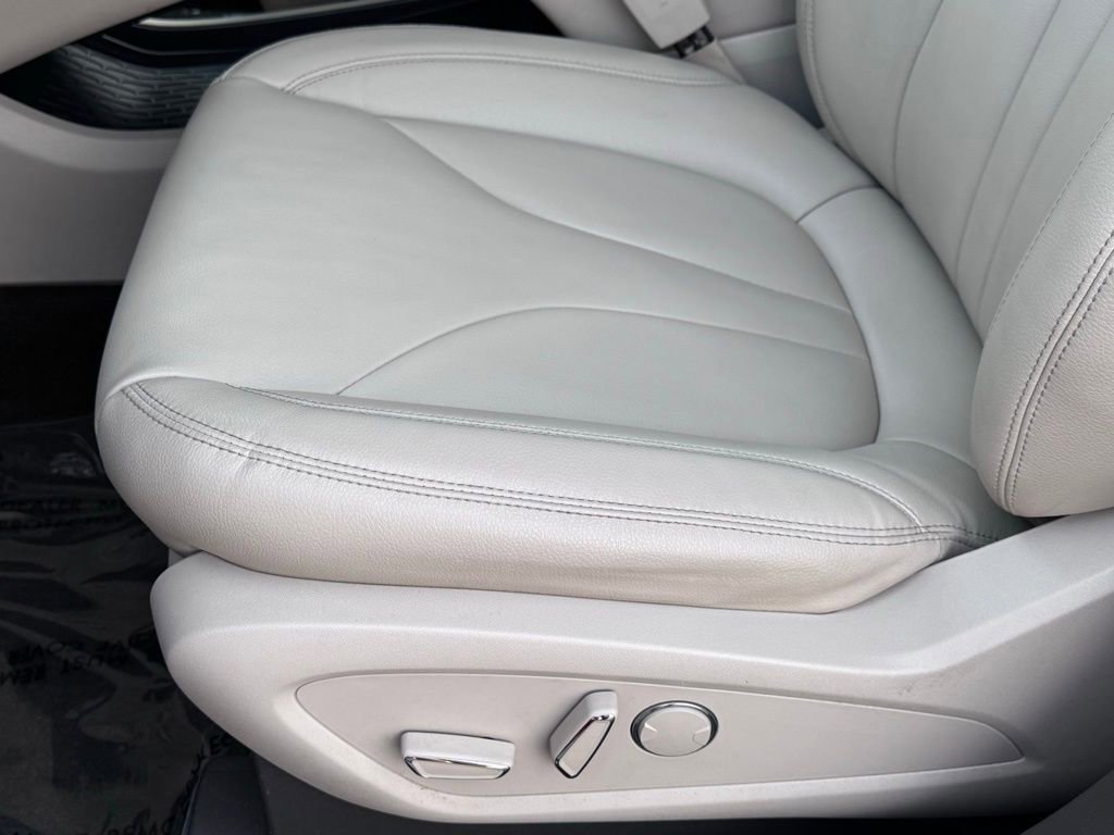 Used 2018 Lincoln MKX Premiere image 24